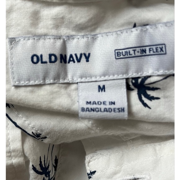 Old Navy Men’s Palm Tree Print Short Sleeve Button Down Shirt Size Medium - Picture 3 of 4